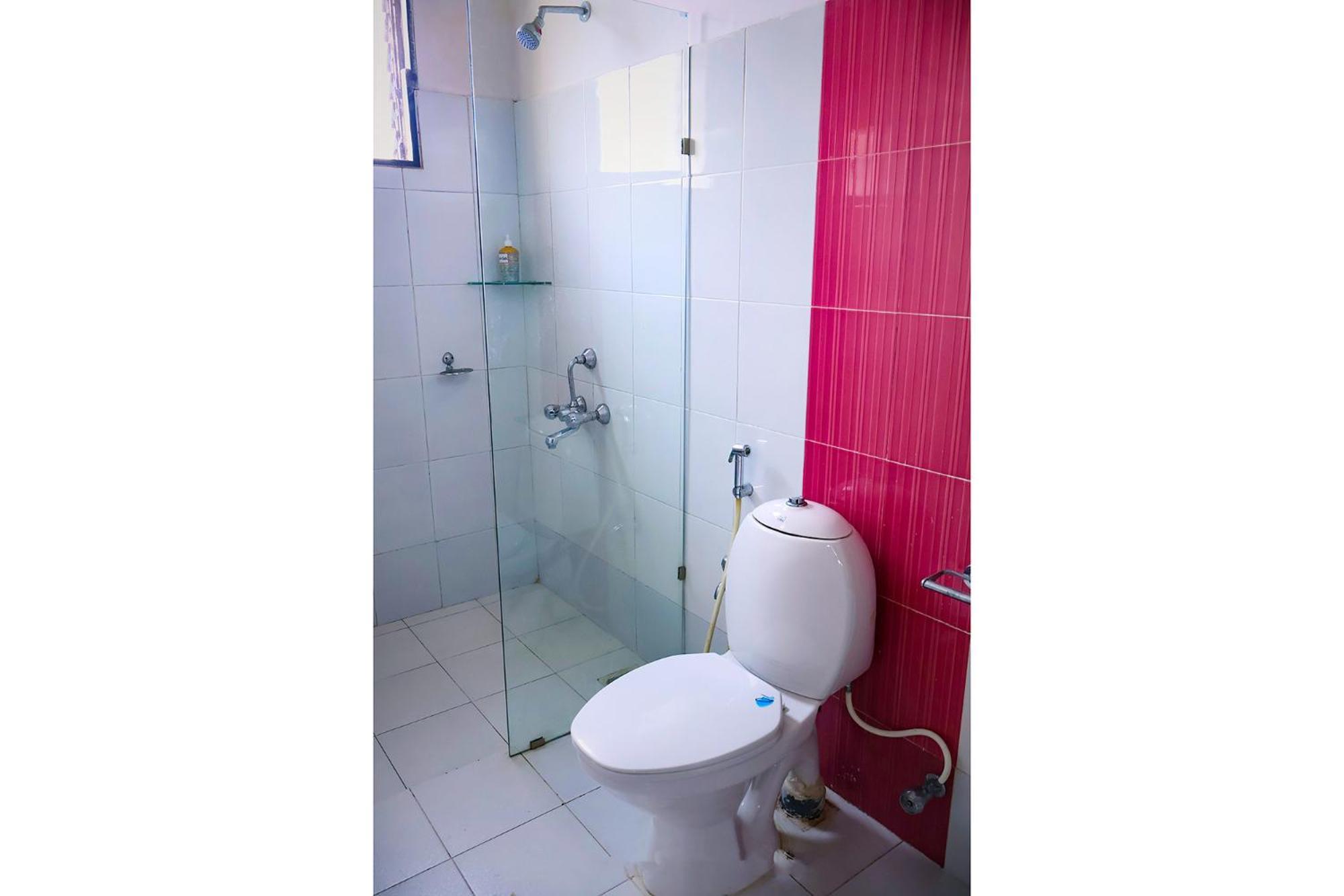 Fabescape Orient Royal Hotell Calangute Exteriör bild